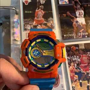 Casio G-Shock GA-400. Hypercolor.